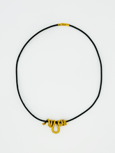 Load image into Gallery viewer, FALYNX NECKLACE
