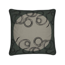 Load image into Gallery viewer, GOLDEN BOY 24" - Woodlawn
